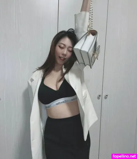 Zebra Yang OnlyFans Thumbnail #PFL8fyyXEY