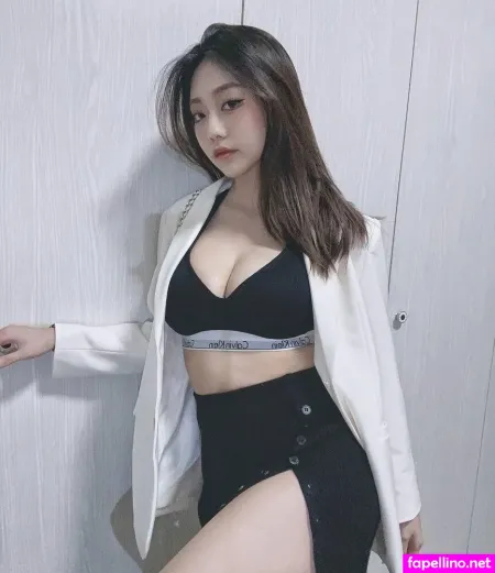 Zebra Yang OnlyFans Thumbnail #wd1ckPJyAS