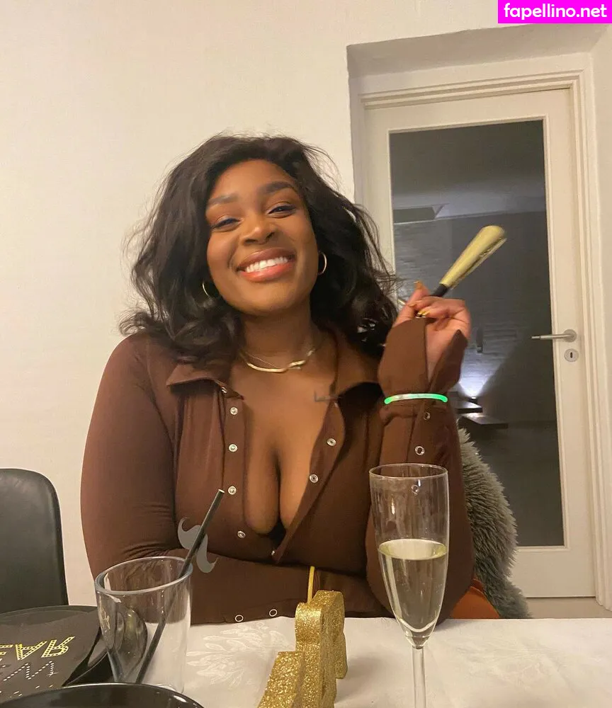 zeebeezeezoo Nude Leaked OnlyFans Photo #i2Y3kVwvtF