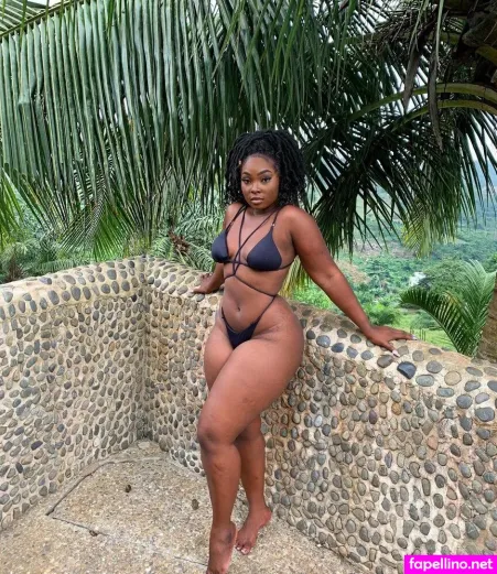 Zeebee G OnlyFans Thumbnail #uqQMfAXykG