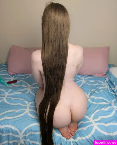 Zeldaslonghair2 OnlyFans Thumbnail #MH5BHkuDTq