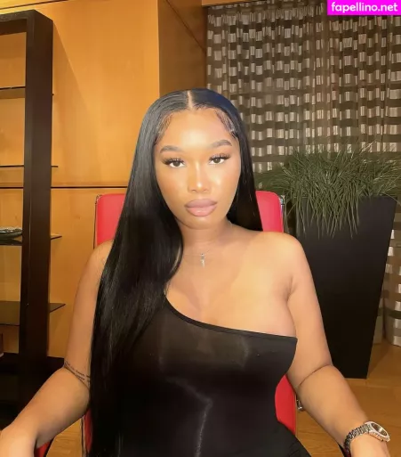 Zelie Timothy OnlyFans Thumbnail #1gU3fmNbdE