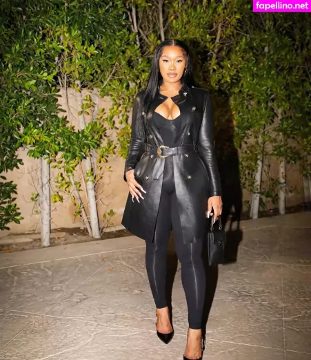 Zelie Timothy OnlyFans Thumbnail #5L7CULyxo9