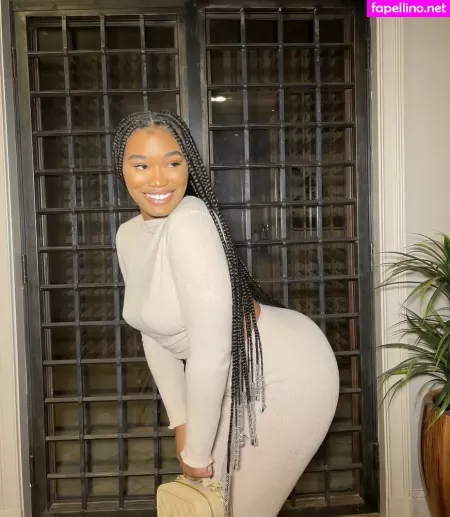 Zelie Timothy OnlyFans Thumbnail #XO1PVVgp69