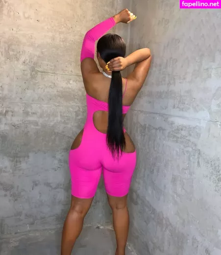 Zelie Timothy OnlyFans Thumbnail #YkmRzgSNeC