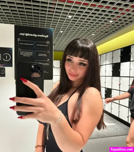 Zelihanday OnlyFans Thumbnail #aoFERGmmL7