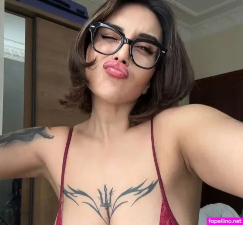 Zeliharida OnlyFans Thumbnail #867zbqMpO8
