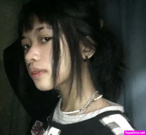 Zems3lling OnlyFans Thumbnail #4iZuxI8kkc