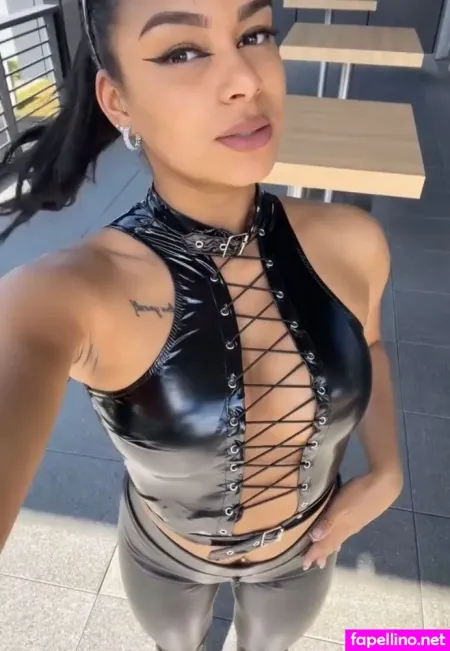 Zenaexclusive OnlyFans Thumbnail #cAd49f3qra