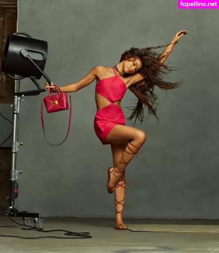 Zendaya OnlyFans Thumbnail #IUsgwPAubp