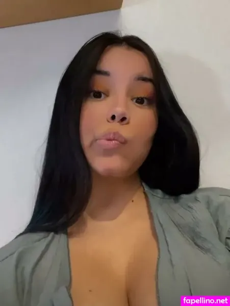 Zeneia S Asmr Main Profile Photo