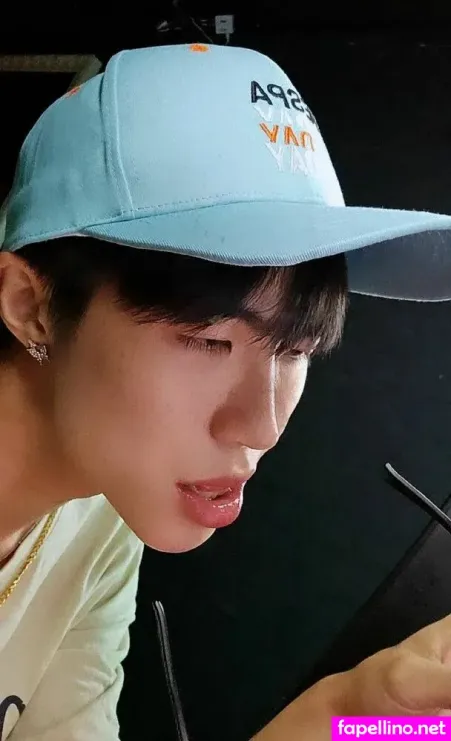 Zer0ne888 OnlyFans Thumbnail #EIpD7KbWK7