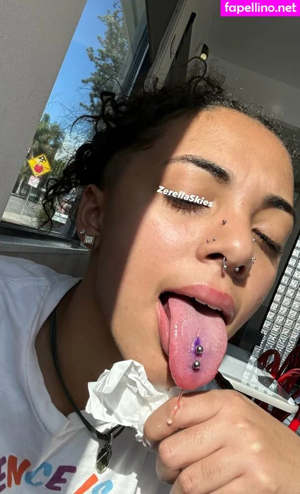 Zerellainthesky, Zerellaskies Nude Leaked OnlyFans Photo #975x91eeVv