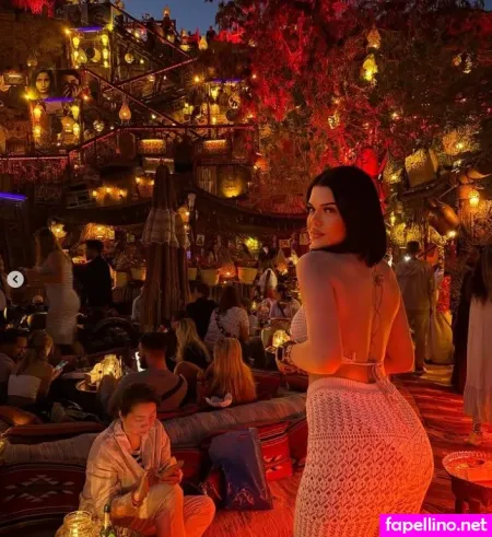 Zeynep Akgun Main Profile Photo