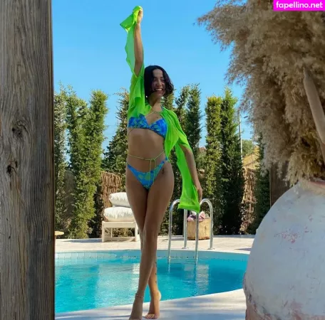 Zeynep Bastik OnlyFans Thumbnail #BBEJpgpSlr