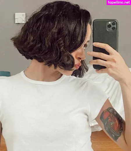 Zeynep Bastik OnlyFans Thumbnail #y6Lwzv1Pd2