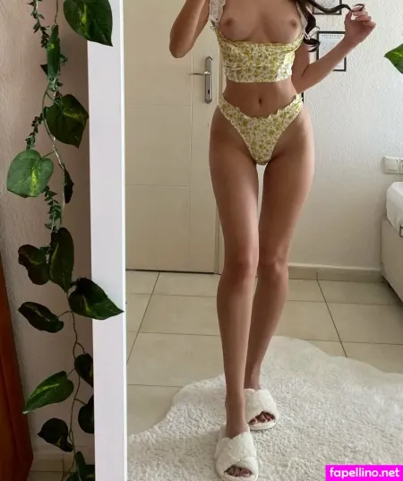 Zeynep Ece OnlyFans Thumbnail #0kRFZEDgap