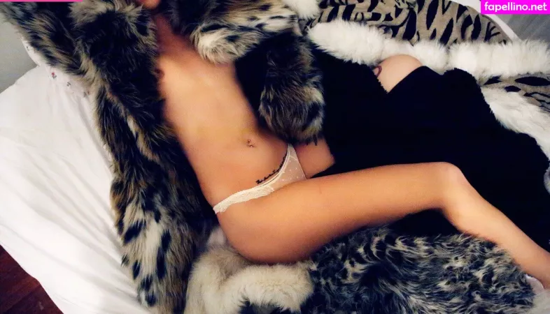 Zeynep Renda 1 OnlyFans Thumbnail #bfnXcpG7U8