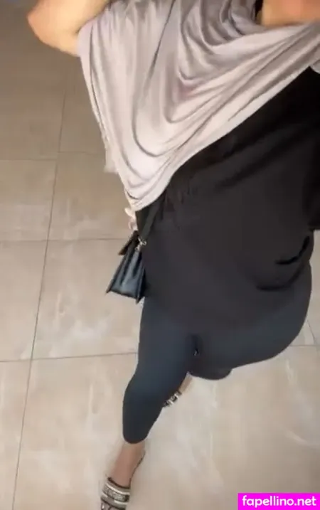 Zeynohijabi OnlyFans Thumbnail #wZ3N0fh5YG