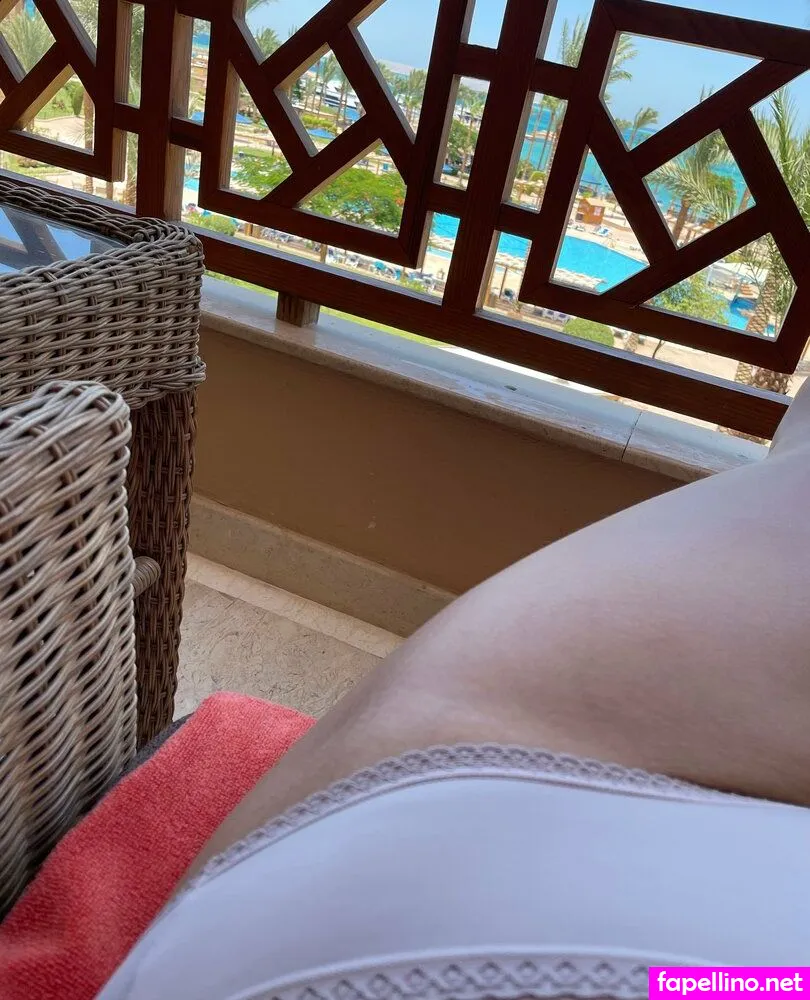 zeynylons, zeypantyhose Nude Leaked OnlyFans Photo #2iAw5HBjpo