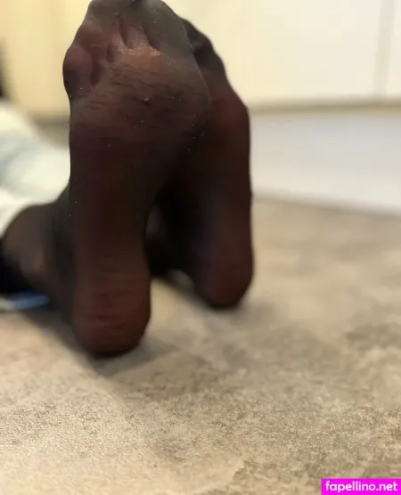 Zeynylons OnlyFans Thumbnail #DOmX6fvOwl