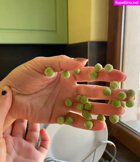 Zhanna V OnlyFans Thumbnail #WHEirCDjdo