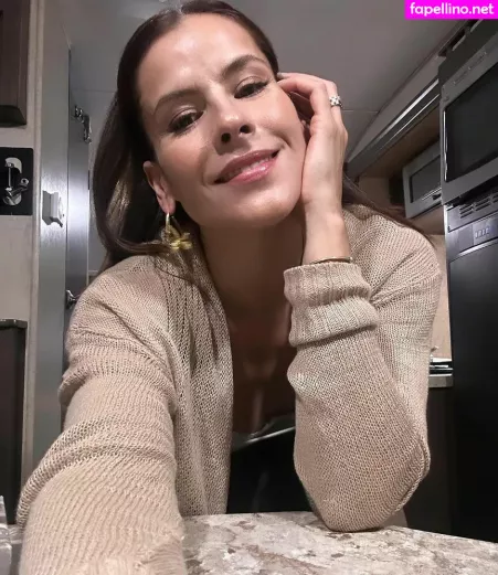 Zharick Leon OnlyFans Thumbnail #EP2EXnpZCI