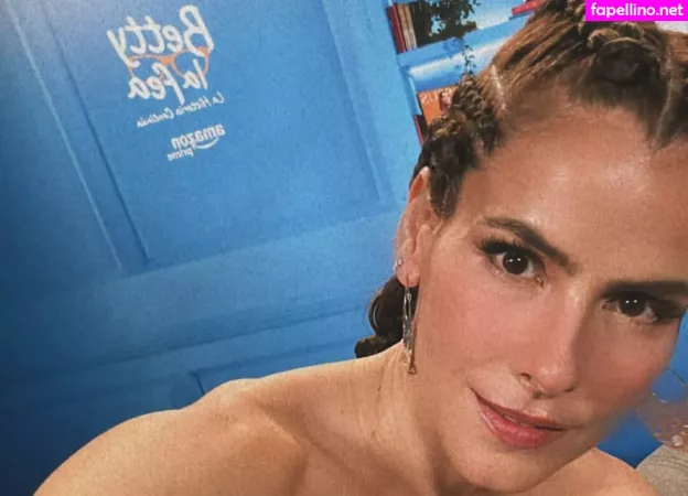 Zharick Leon OnlyFans Thumbnail #a6jZ5AmyOY