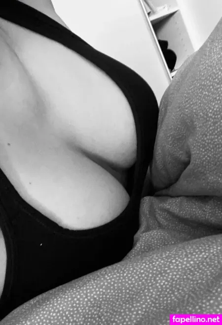 Zhava Kate OnlyFans Thumbnail #VnZqBk99to