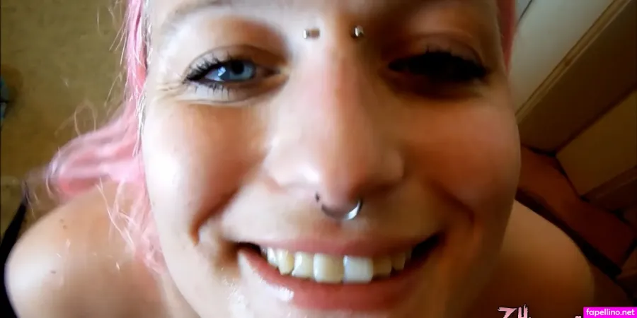 Zhpervypixie OnlyFans Thumbnail #oZRE5GeBjK