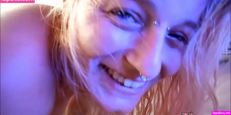 Zhpervypixie OnlyFans Thumbnail #oxT9vJ048G