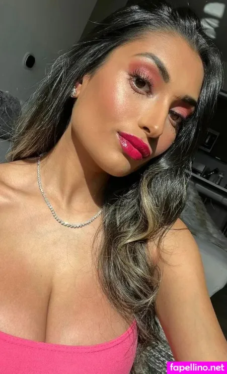 Zia Natasha Lehman OnlyFans Thumbnail #nra38XRzMW