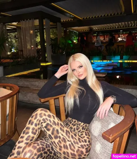 Ziennaeve OnlyFans Thumbnail #hZpSEIlswB