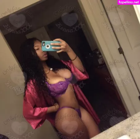 Ziennaxxx OnlyFans Thumbnail #QYUqCqTsNx