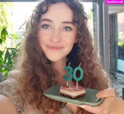 Zimra Geurts OnlyFans Thumbnail #lfW2CairXj