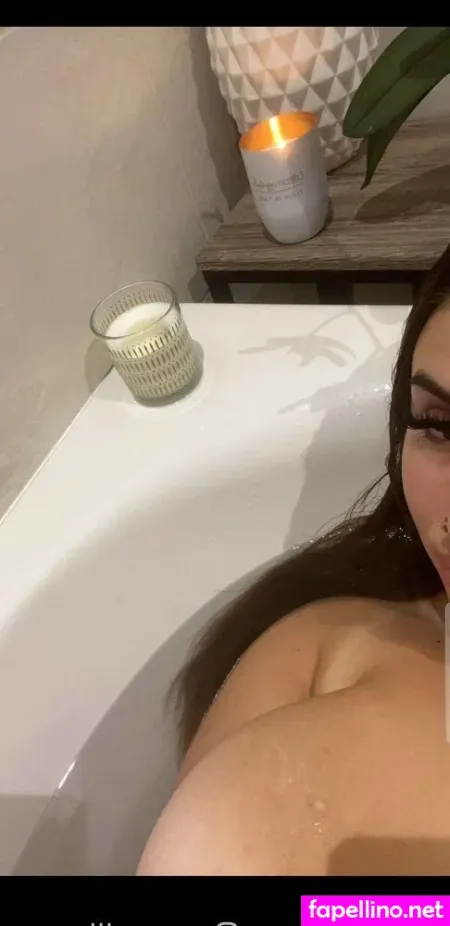 Zina Gh OnlyFans Thumbnail #NcyIaIJr63