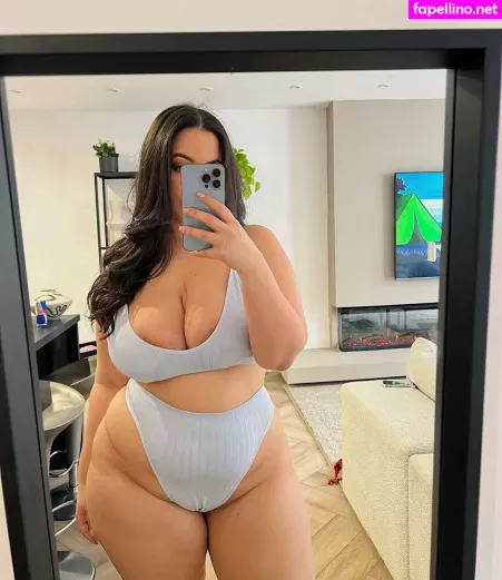 Zina Hadid OnlyFans Thumbnail #OzwOa0hAS2