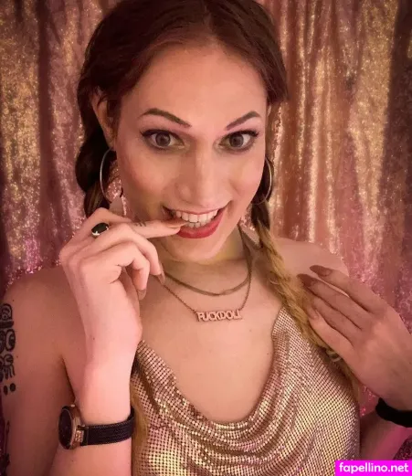 Zina Sofia OnlyFans Thumbnail #H4ArBpAxHB