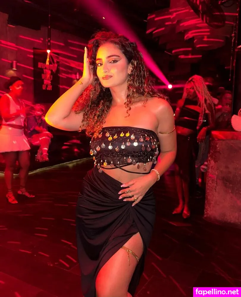 zineb.bouzoubaa Nude Leaked OnlyFans Photo #9mz2L0ZCyB