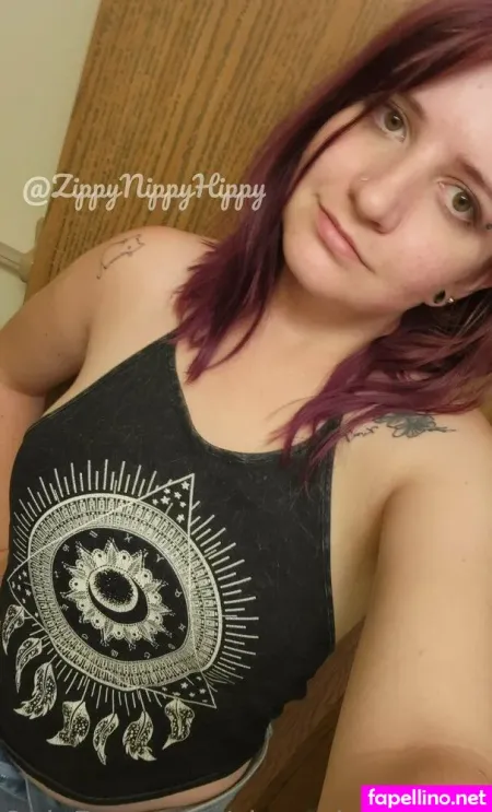 Zippynippyhippyfree OnlyFans Thumbnail #UKlZzp58YK