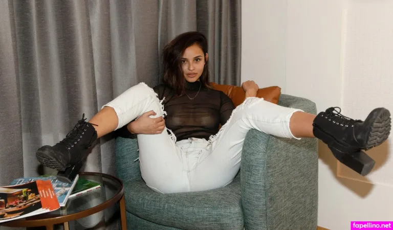 Zishys Alejandra Cobos OnlyFans Thumbnail #IHaXUACgwS