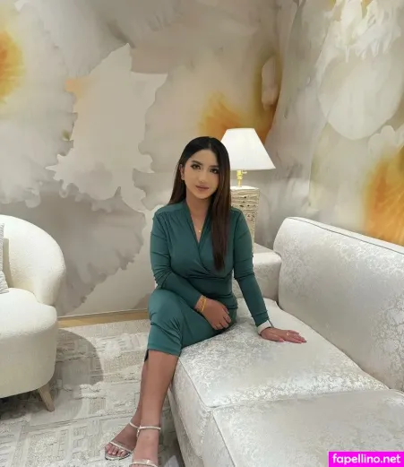 Zizi Wong OnlyFans Thumbnail #1tQCDhcNKo