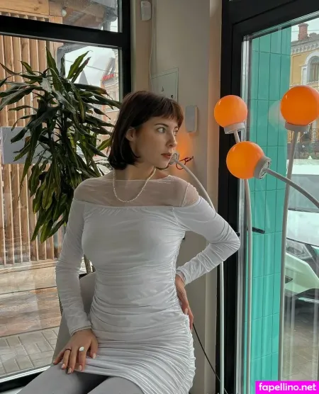 Zlatka Lesenok OnlyFans Thumbnail #2XggrLoGXw