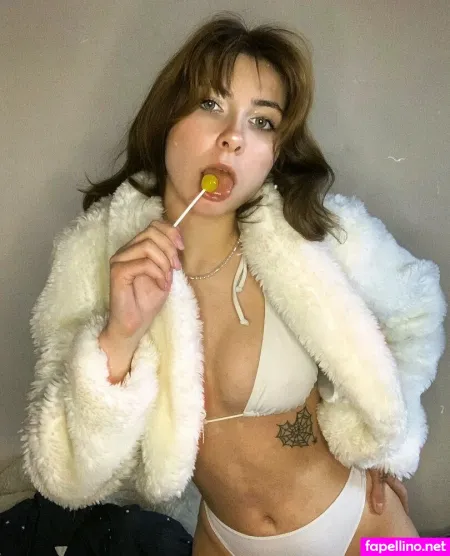 Zlatka Lesenok OnlyFans Thumbnail #KtYUYRwp9c