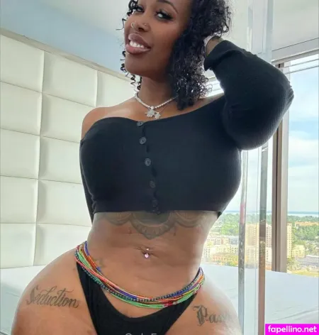 Zmeenaorrxclusive 7 OnlyFans Thumbnail #VO7MXfJECH