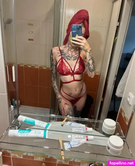 Zmija Free Bejby OnlyFans Thumbnail #6lMu8RGlmB
