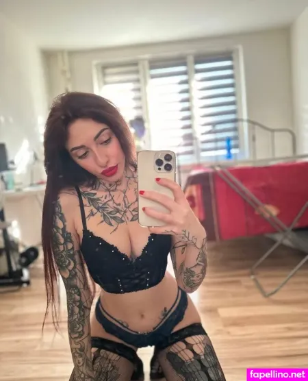 Zmija Free Bejby OnlyFans Thumbnail #lWlLNvVD7f