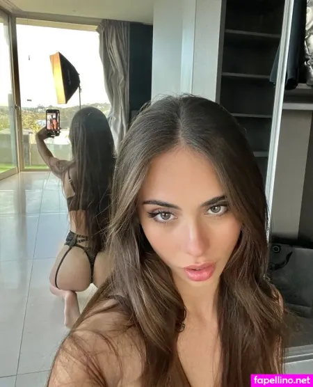 Zoe Babe OnlyFans Thumbnail #svSBRsrIP0