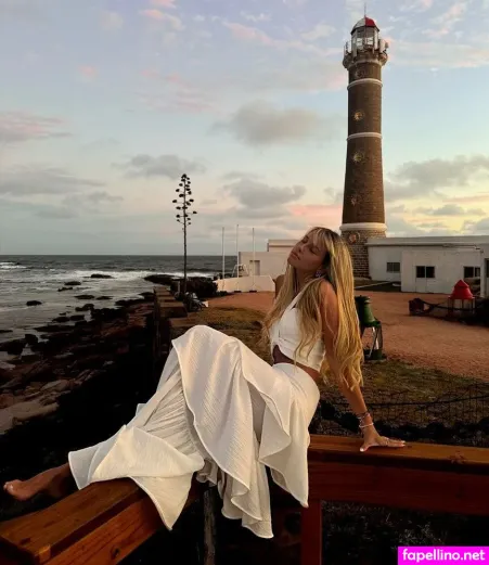 Zoe Bogach OnlyFans Thumbnail #0W3FKrAVFd