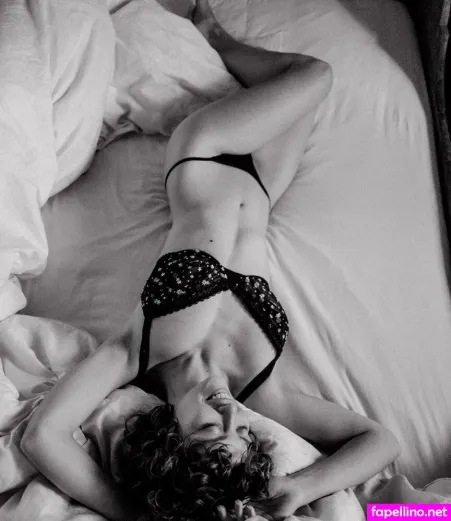 Zoe Camille OnlyFans Thumbnail #4KCGGkjHOI